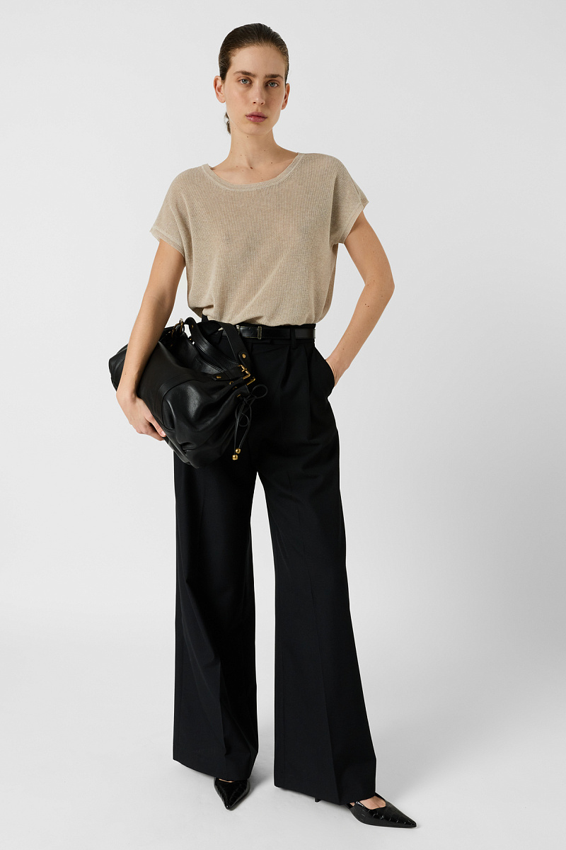 Бежевый джемпер с коротким рукавом из трикотажа