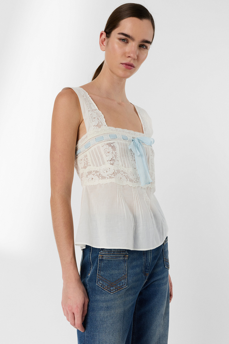 CHAINA - Белый топ с кружевной отделкой