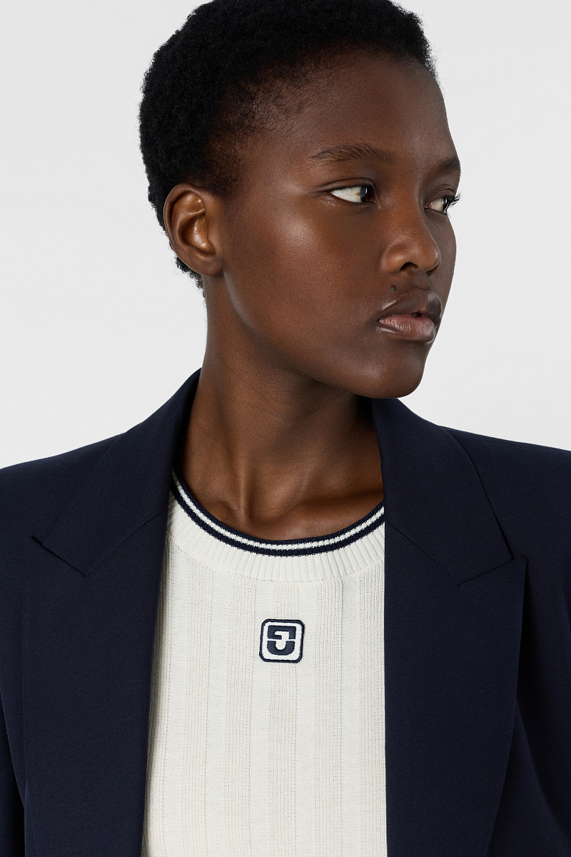 LYRA - Белый ребристый джемпер с короткими рукавами