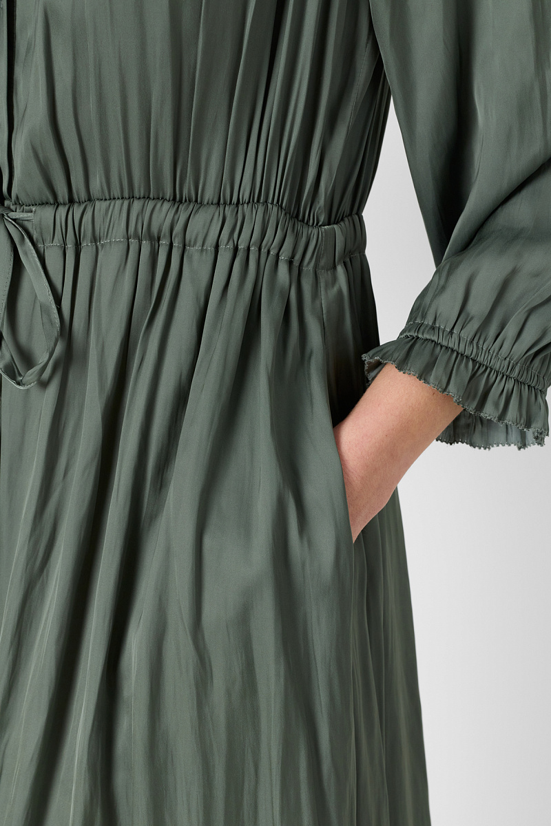 RUBIE - Летящее платье из атласа в цвете хаки