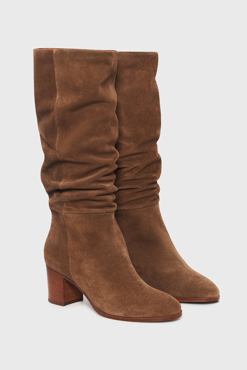 TINA - Коричневые замшевые сапоги на каблуке