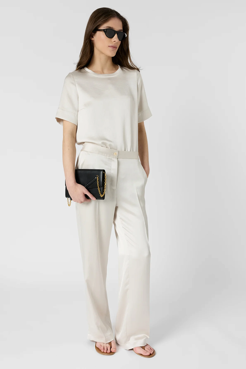 CILEIA - Атласный топ в белом цвете