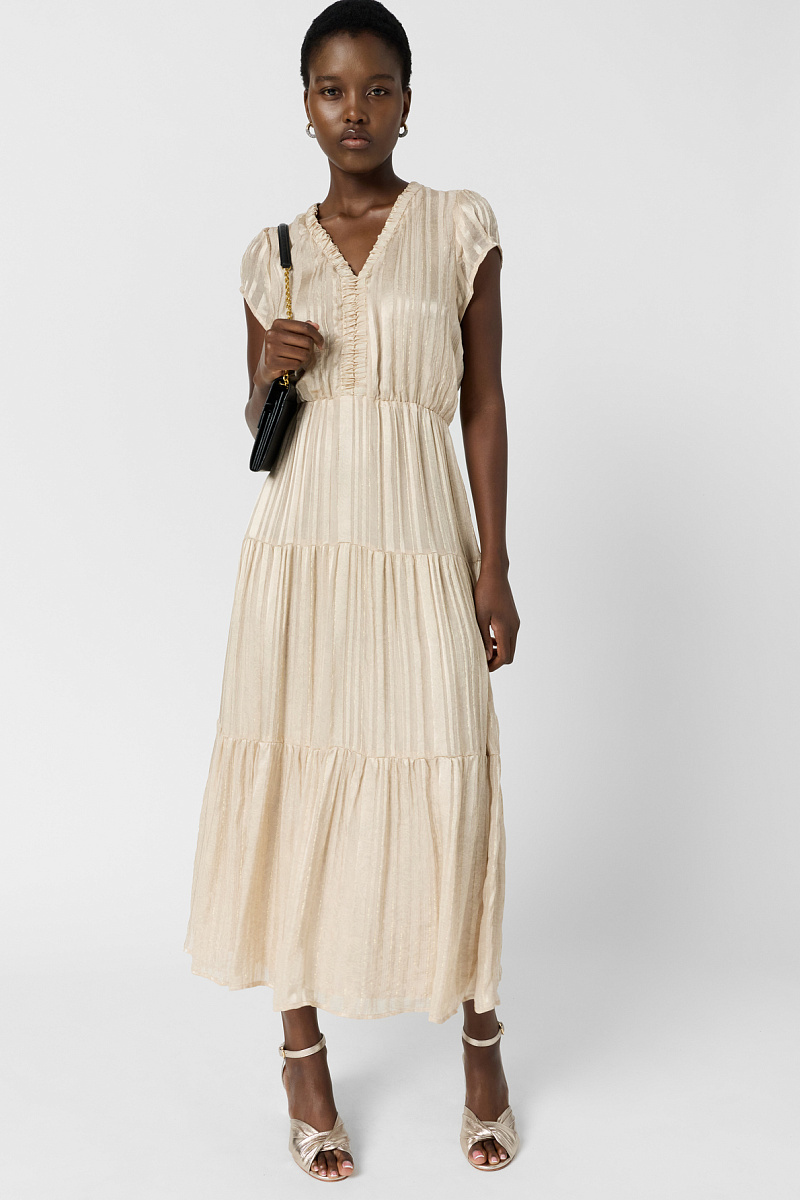 RIONNA - Золотистое платье длины макси с оборками по всей длине и металлизированным эффектом