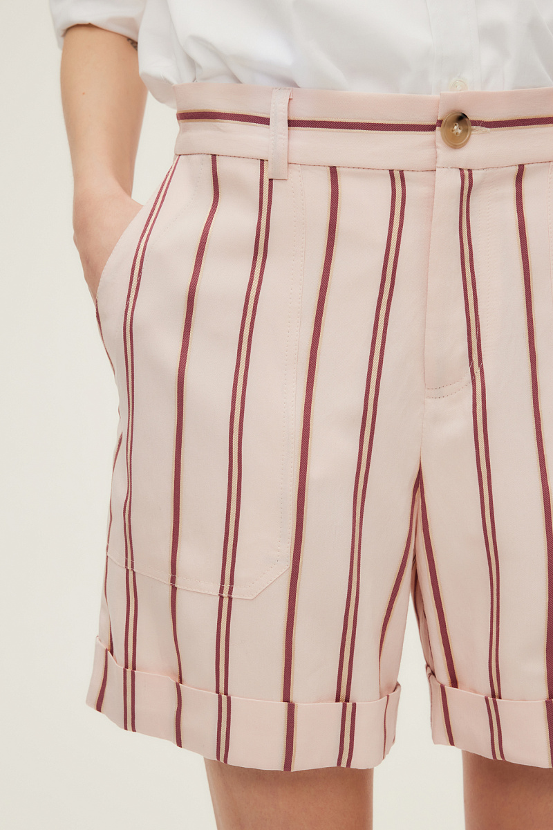 CARLA - Шорты розового цвета в полоску